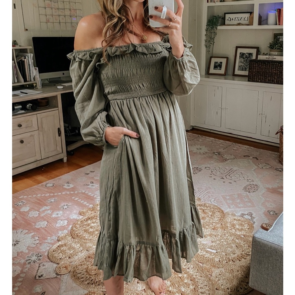 Willow & stone boutique listicle dress off the shoulders with pocket size small